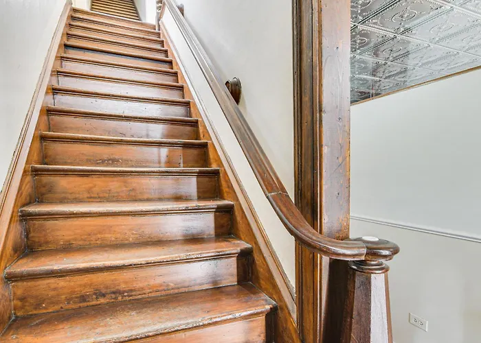 5 Mi To Dtwn: Ukrainian Village Apartment! Chicago